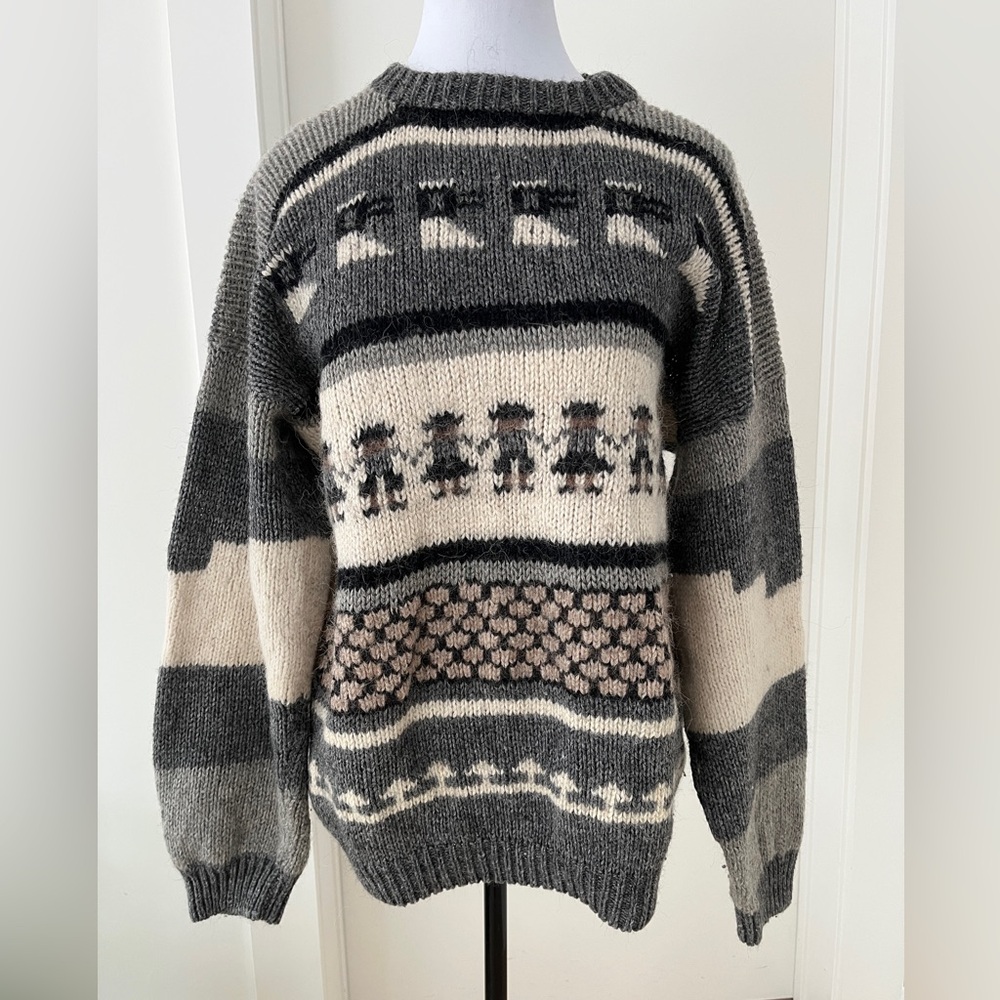 HAND MADE Pullover Crew Neck Sweater Balloon Sleeve Traditional Pattern Fuzzy - Picture 4 of 15